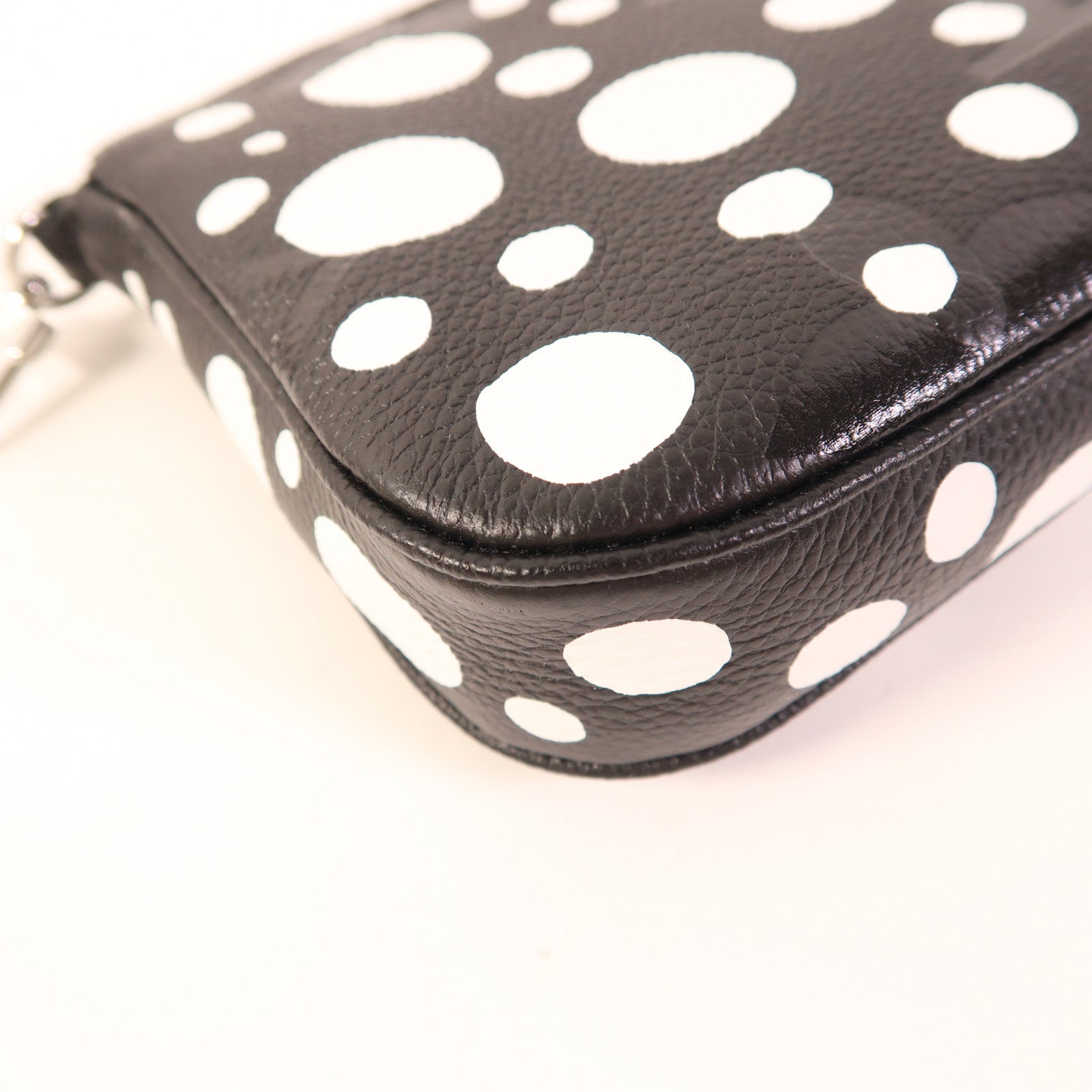 LOUIS VUITTON LV X YK Multi Pochette Accessoires Bag M46410 Monogram Empreinte