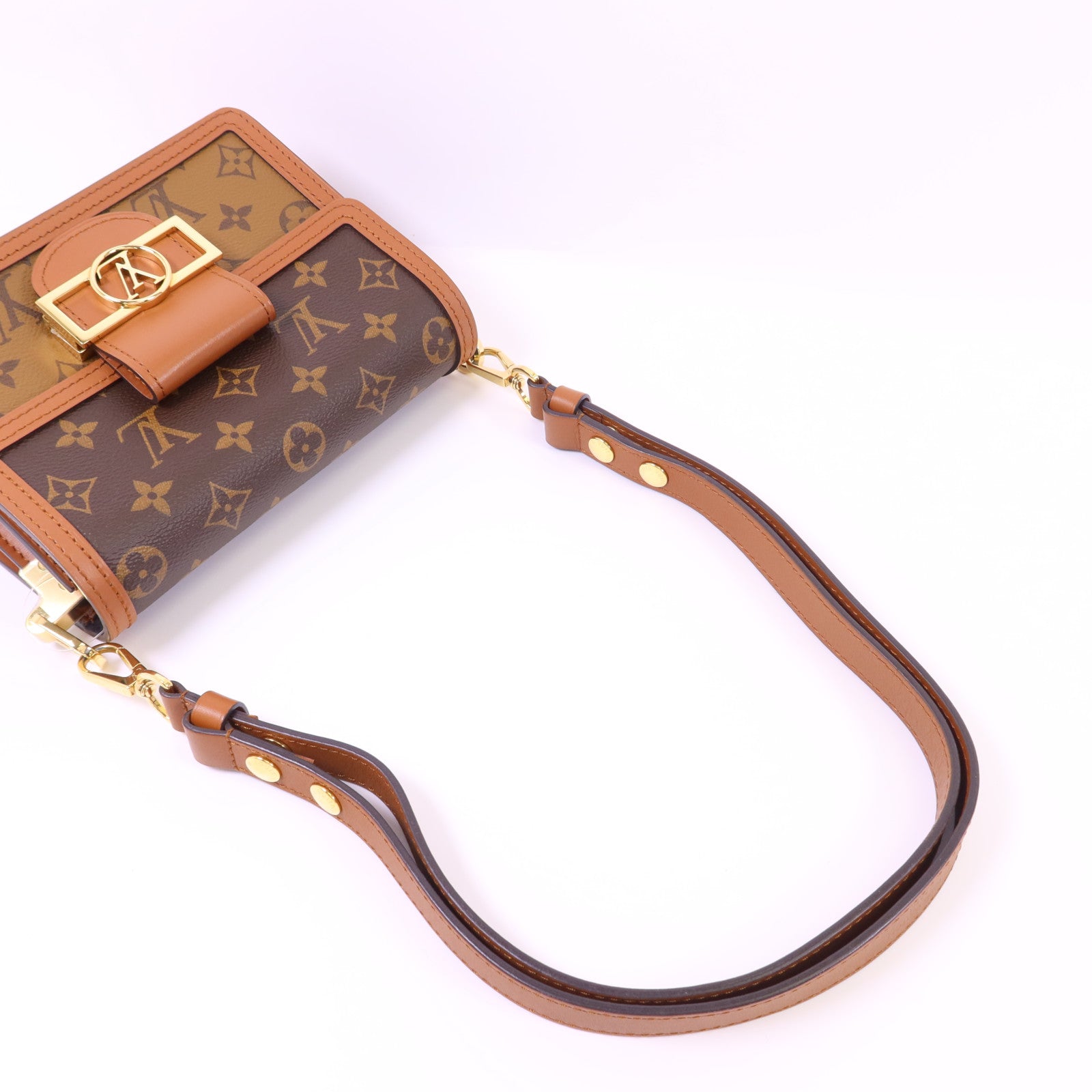 LOUIS VUITTON Monogram Reverse Mini Dauphine金扣肩背袋