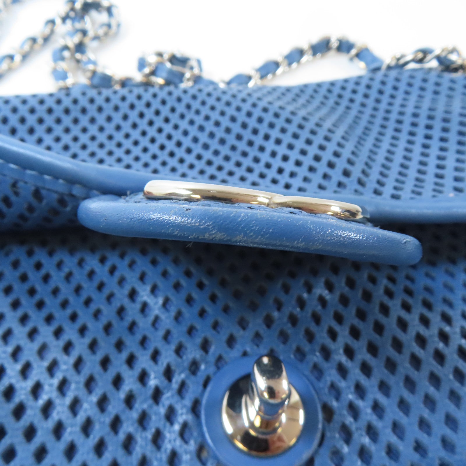 CHANEL 【激減優惠】牛皮皮革Chain Shoulder銀扣鏈帶肩背袋藍色
