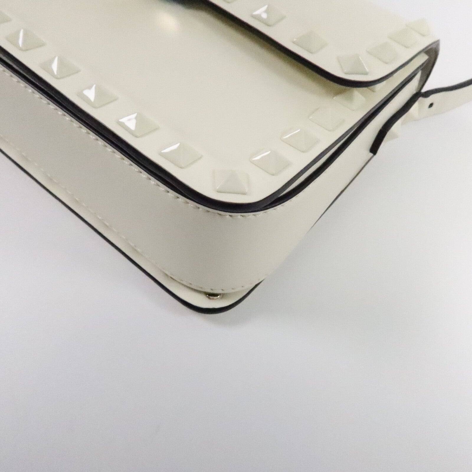 Valentino 牛皮皮革Garavani Rockstud肩背袋