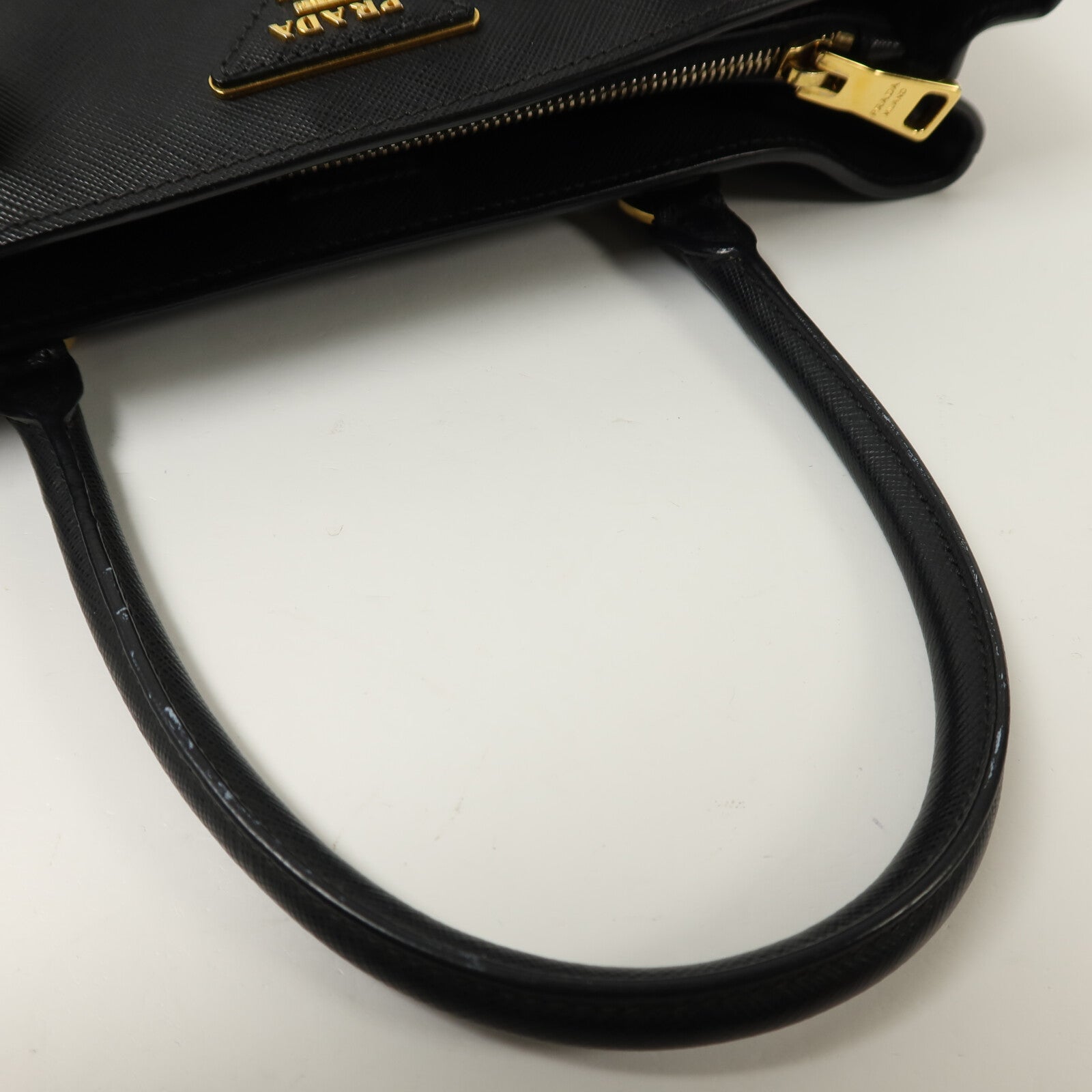 PRADA 牛皮皮革2way shoulder手挽肩背兩用袋