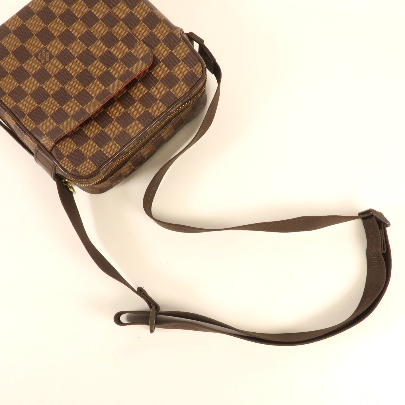 LOUIS VUITTON Damier Olaf PM肩背袋