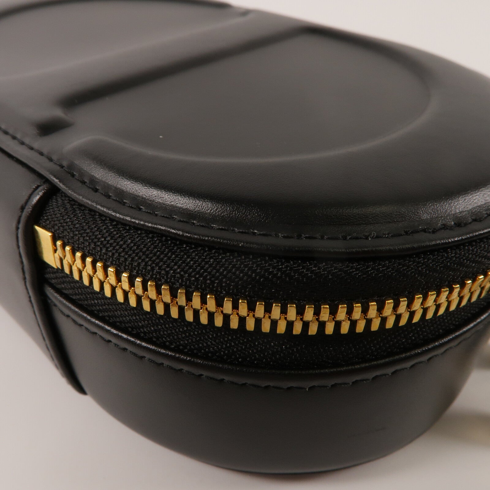 Dior 牛皮皮革CD Signature Oval Camera Bag鏈帶手挽肩背兩用袋