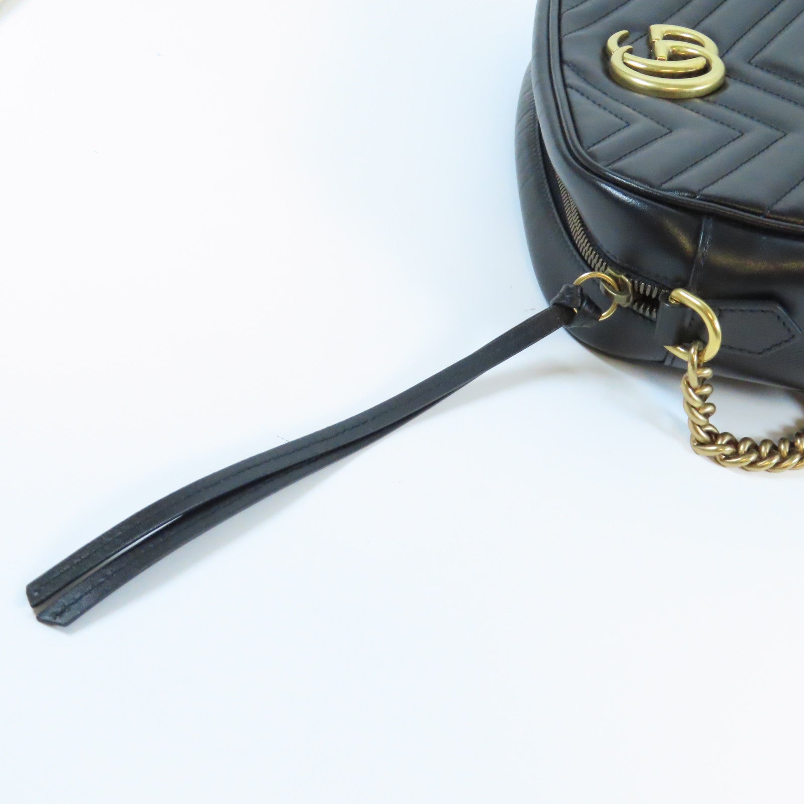 GUCCI 牛皮皮革GG Marmont金扣肩背袋黑色