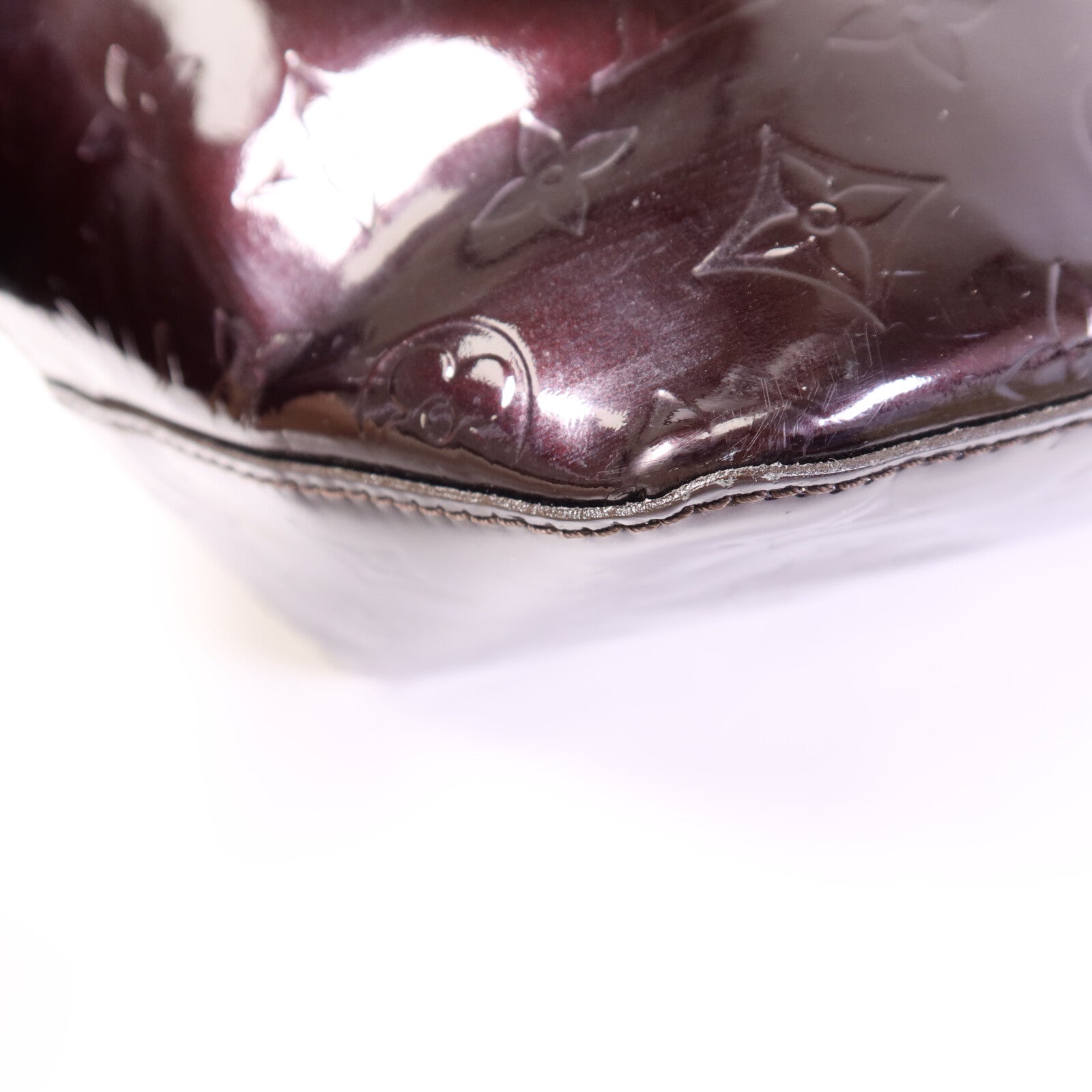 LOUIS VUITTON Monogram Vernis Bellevue GM金扣手挽袋