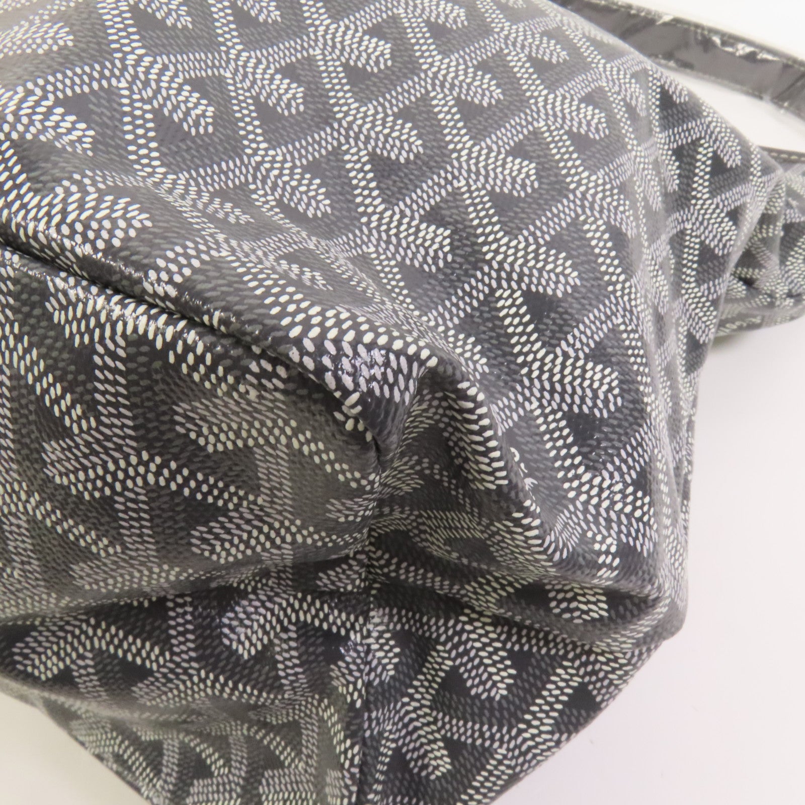 GOYARD 塗層帆布Boheme Hobo銀扣手挽袋