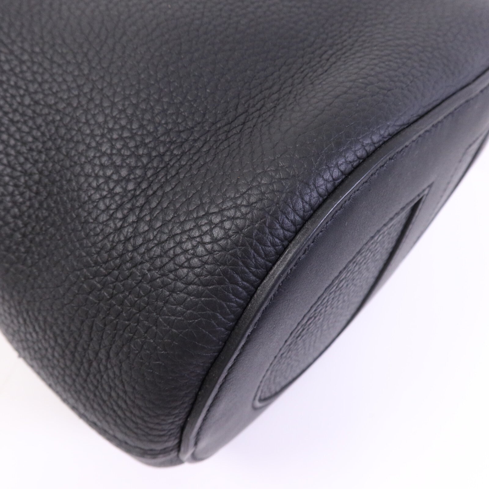 HERMES Clemence皮革In The Loop 23金扣手挽袋