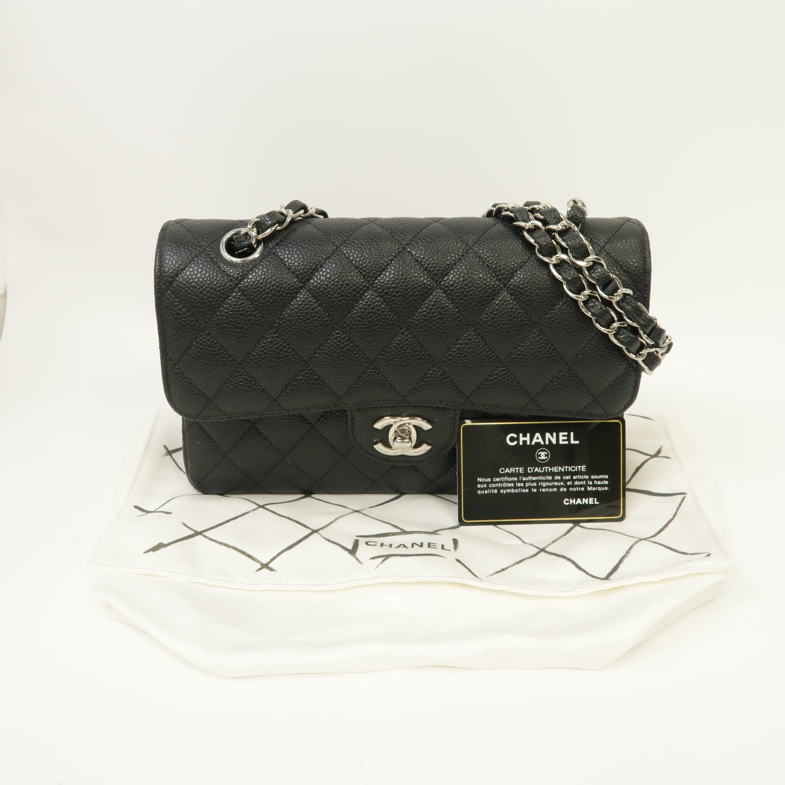 CHANEL 菱格Caviar皮革Classic 23銀扣鏈帶肩背袋黑色