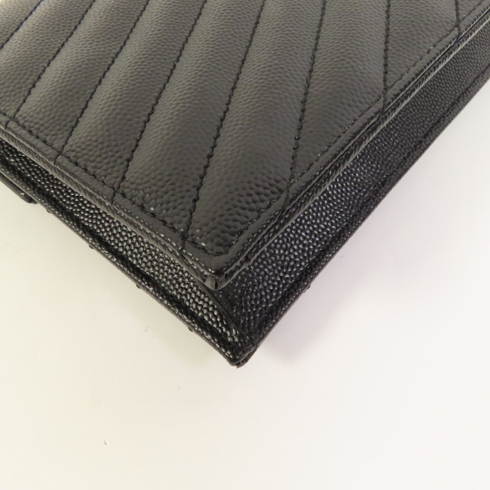 YVES SAINT LAURENT 牛皮皮革Cassandre Envelope Chain Wallet金扣鏈帶肩背袋