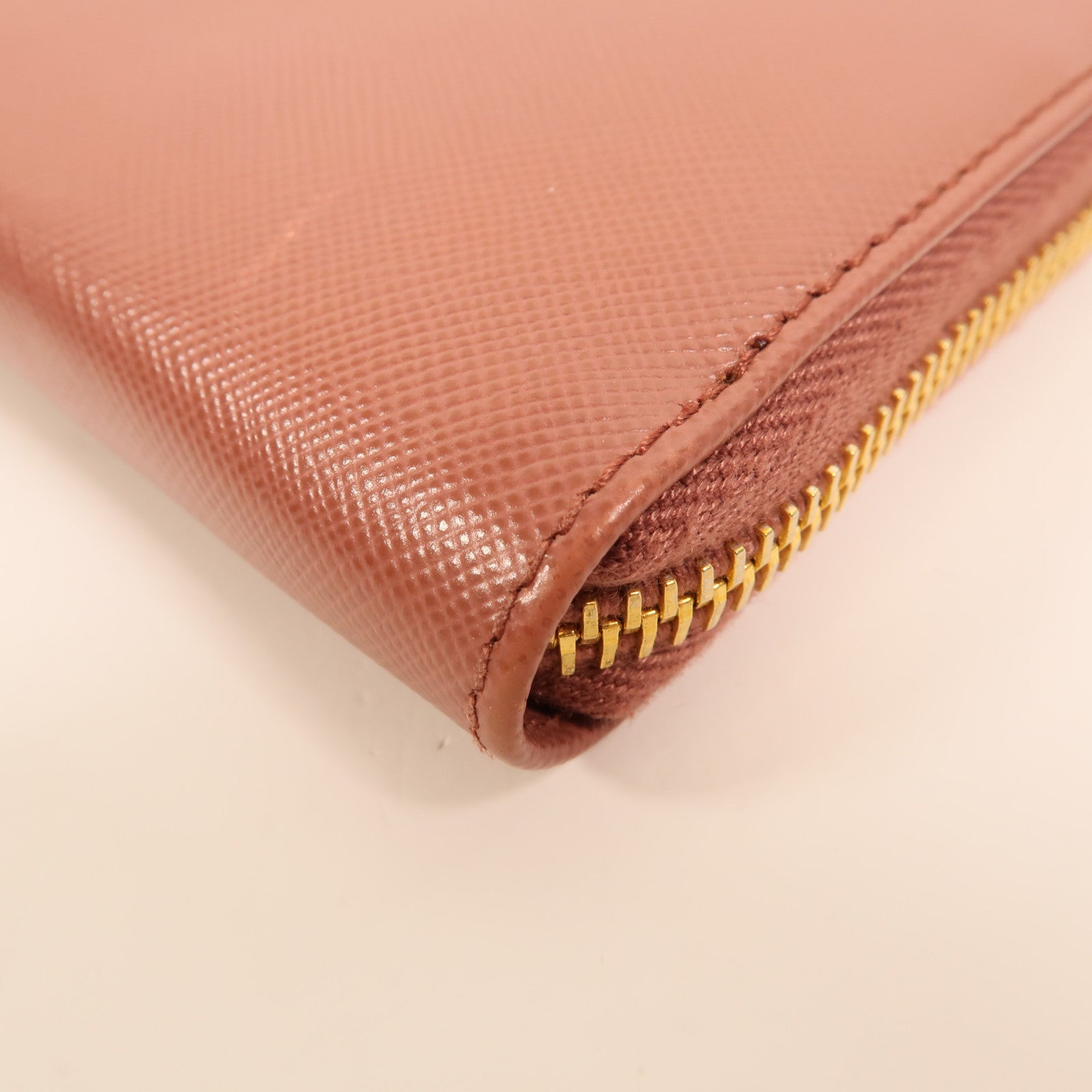PRADA 【激減優惠】Saffiano皮革Zipper Long Wallet長錢包