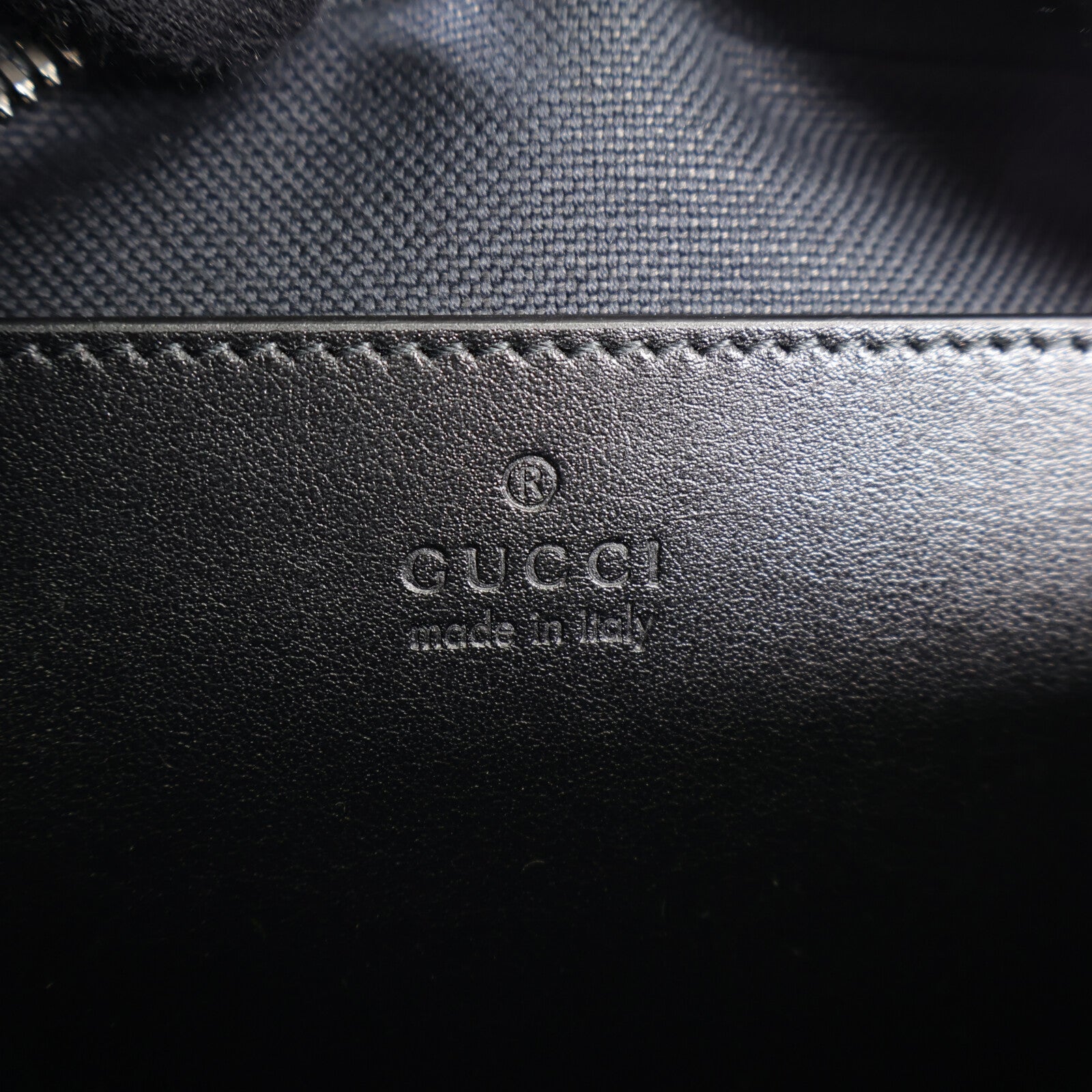 GUCCI 牛皮皮革GG Marmont肩背袋