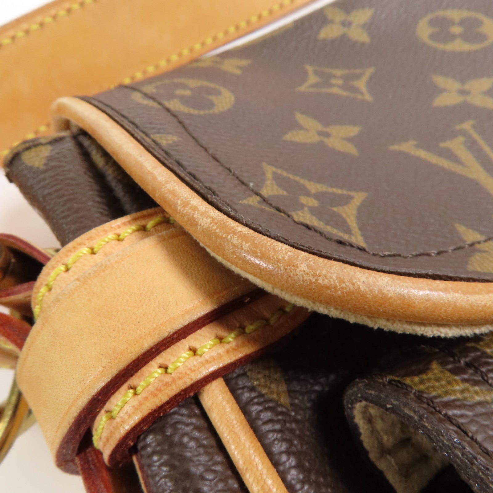 LOUIS VUITTON LV GHW Hudson PM Shoulder Bag M40027 Monogram Brown