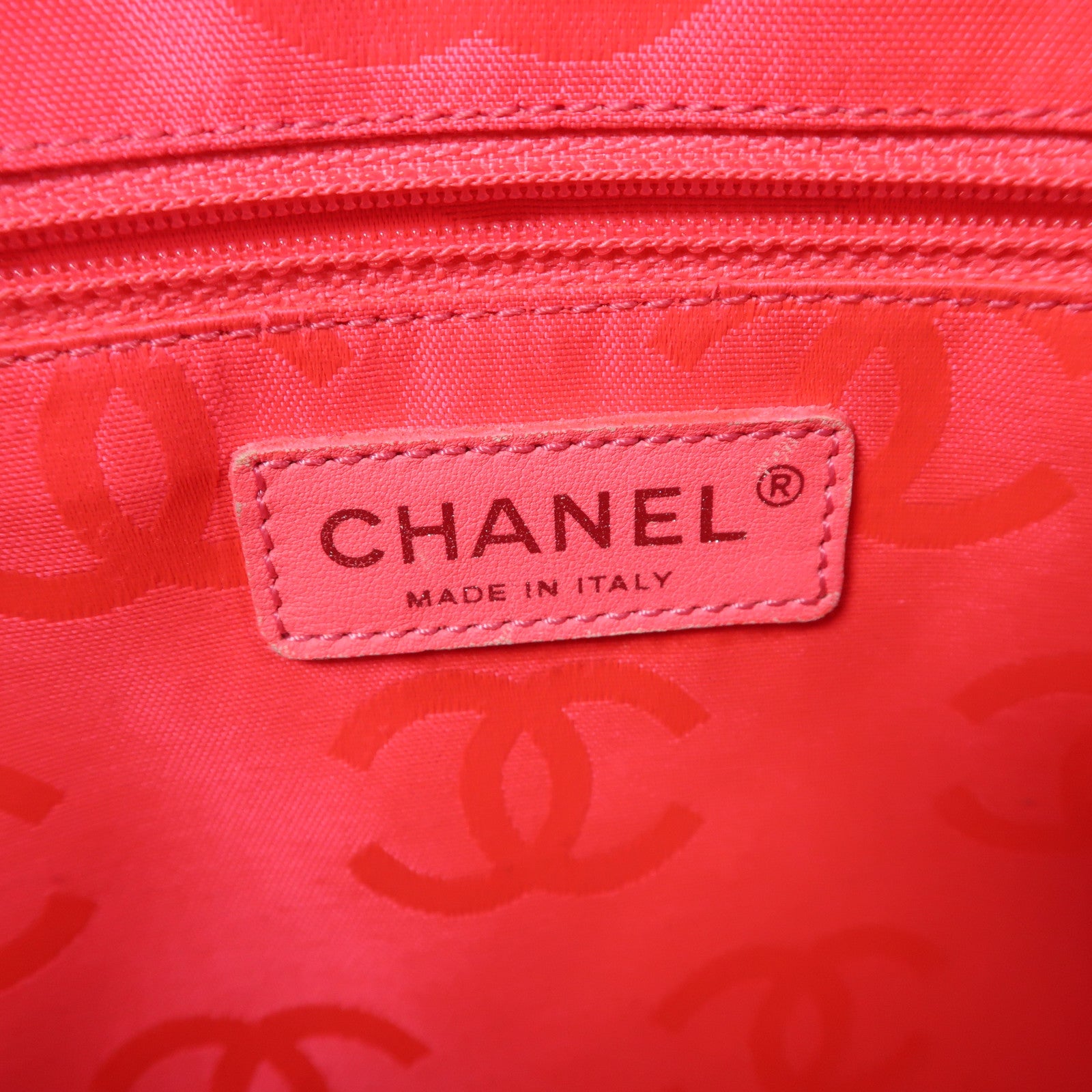 CHANEL 牛皮皮革Cambon Line Tote銀扣肩背袋