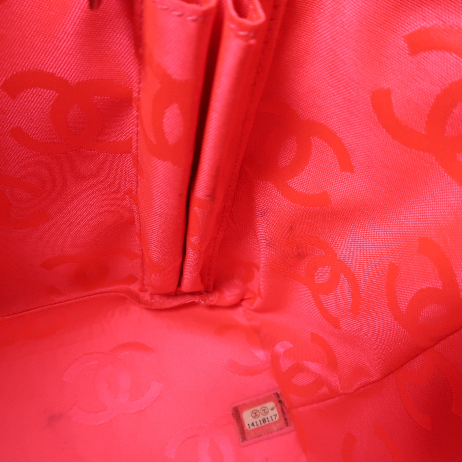 CHANEL 牛皮皮革Cambon Line Tote銀扣肩背袋