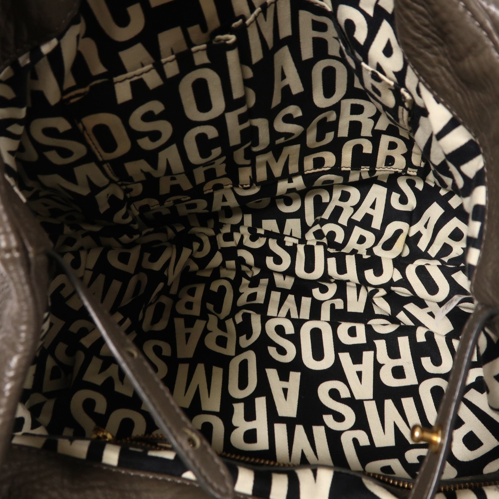 MARC BY MARC JACOBS 牛皮皮革Backpack金扣背包