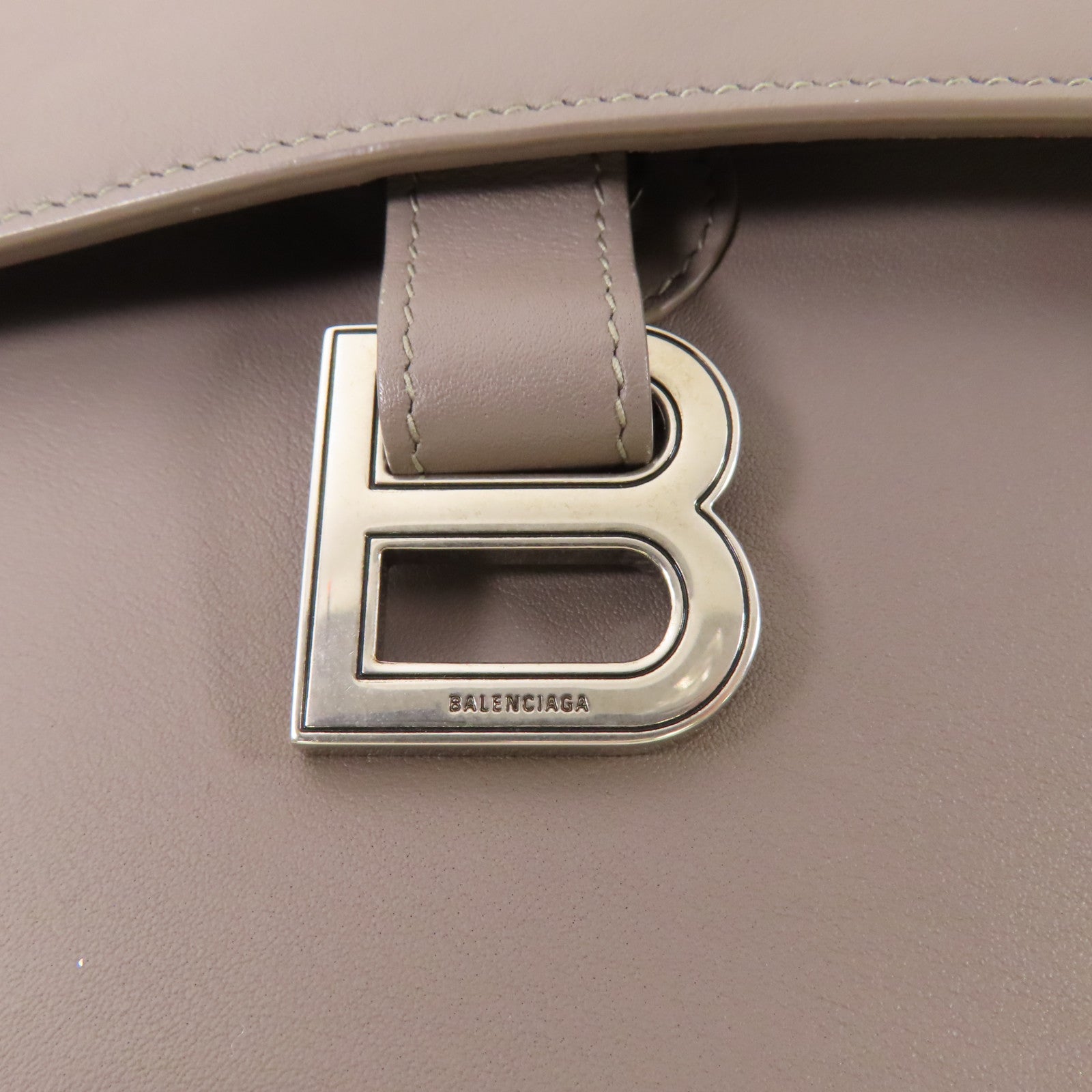 BALENCIAGA 牛皮皮革Downtown銀扣肩背袋