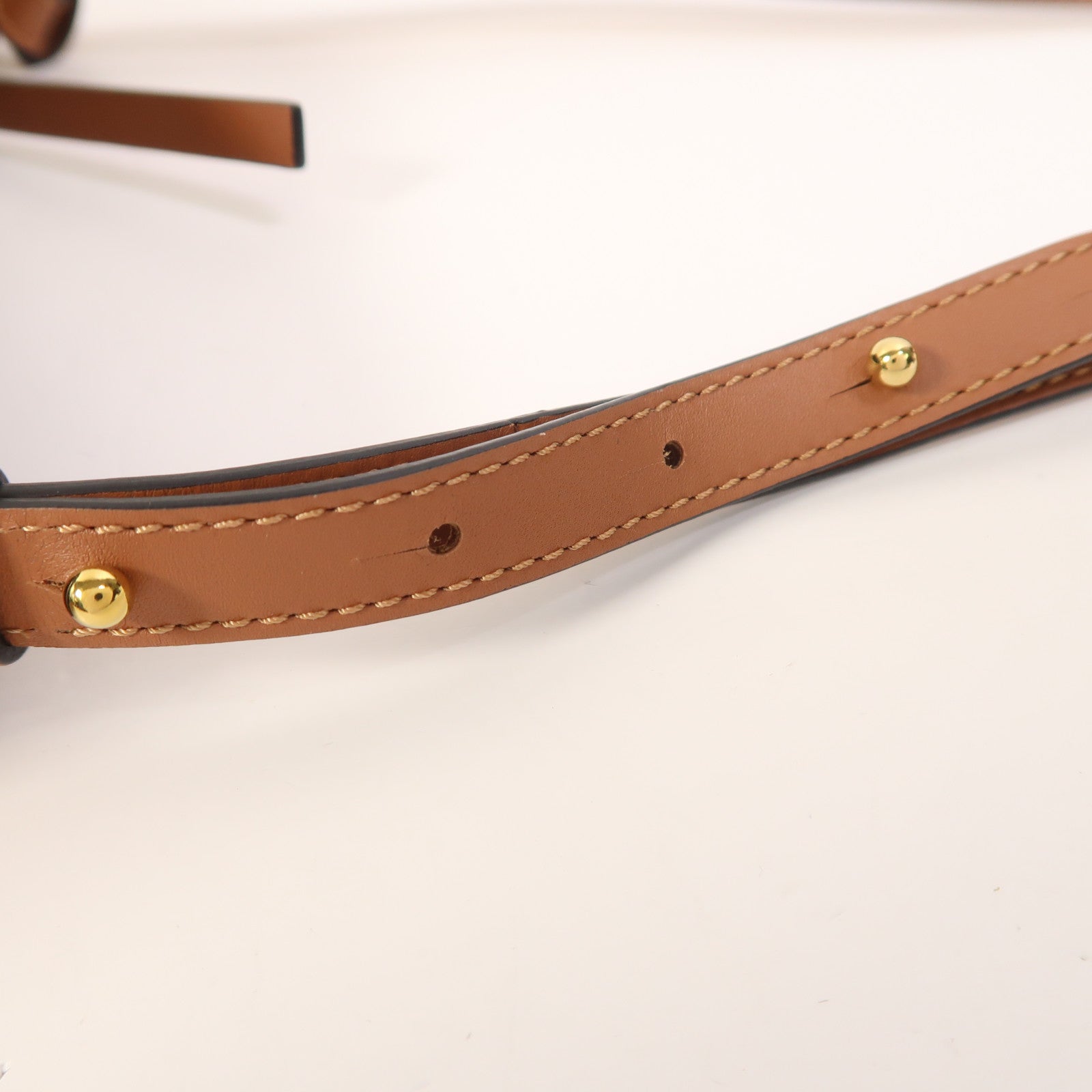 LOEWE 【激減優惠】牛皮皮革Gate Anagram Bucket金扣肩背袋