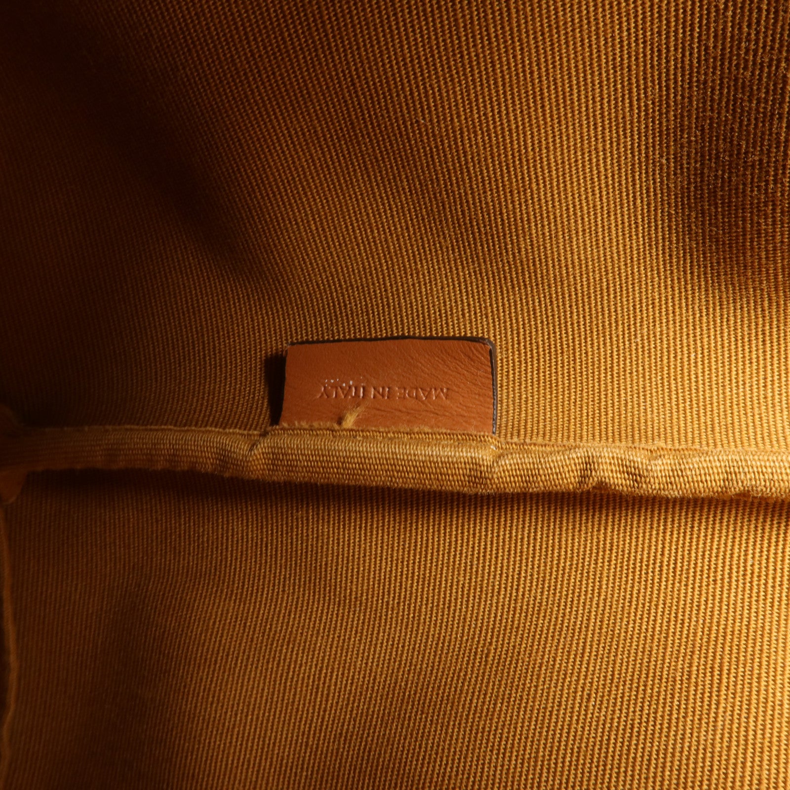 CELINE 塗層帆布Triomphe Bucket Medium肩背袋