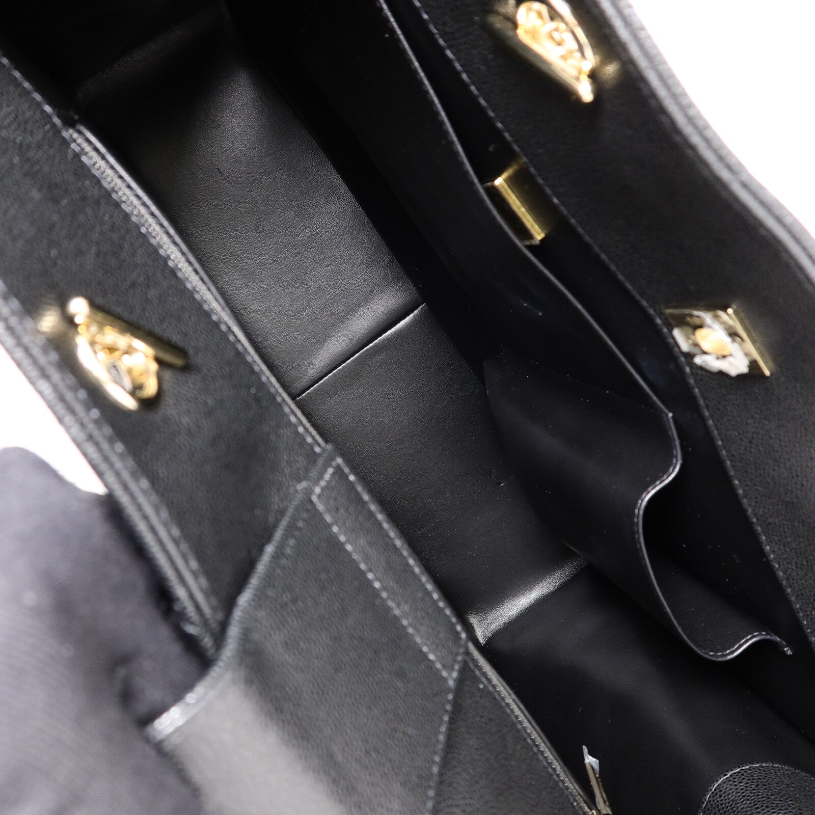 CHANEL 牛皮皮革Chain Shoulder Bag鏈帶肩背袋