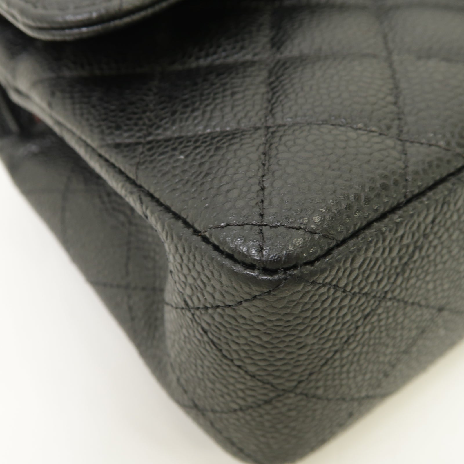 CHANEL 菱格Caviar皮革Classic 23銀扣鏈帶肩背袋黑色