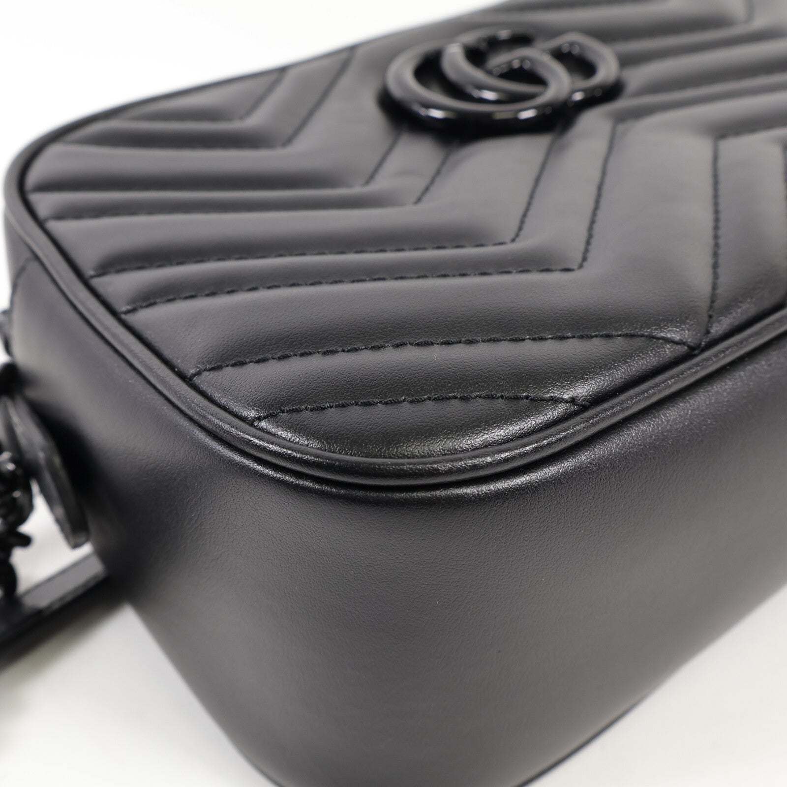 GUCCI 牛皮皮革GG Marmont肩背袋