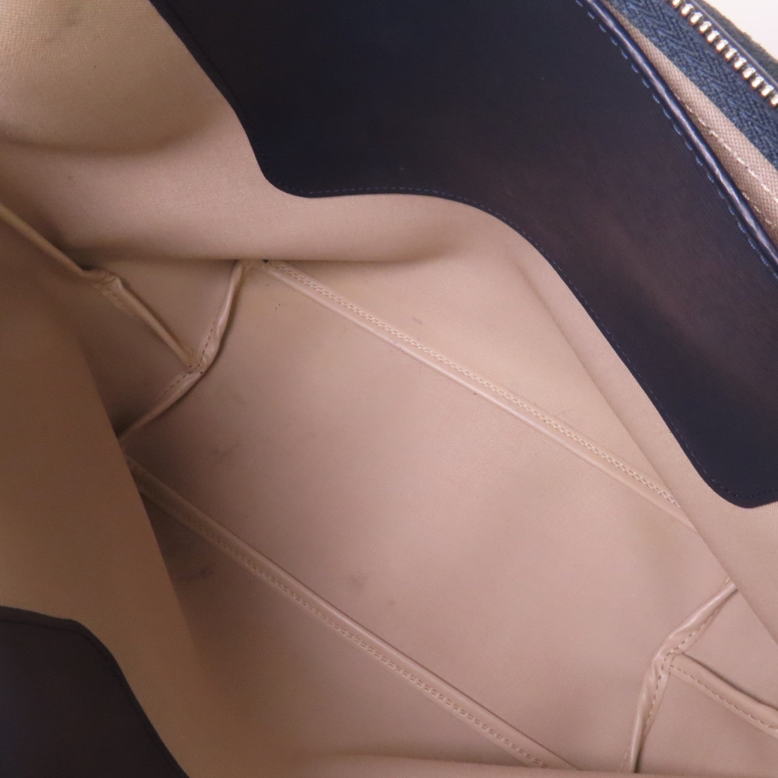 Longchamp 牛皮皮革Hand Bag銀扣手挽袋