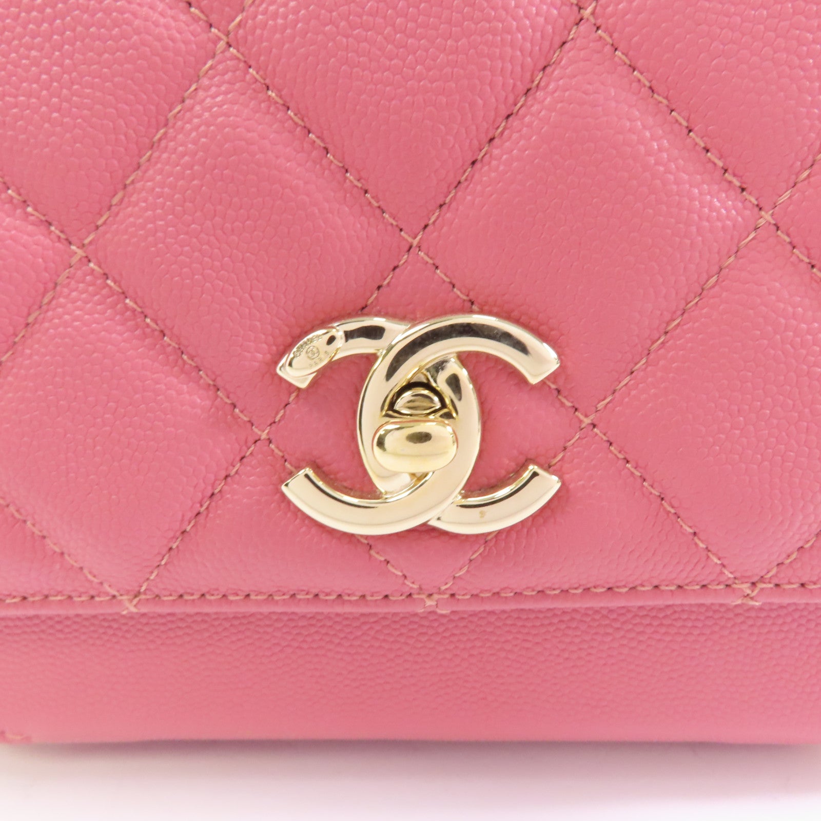 CHANEL 菱格牛皮皮革Chain Shoulder金扣手挽肩背兩用袋粉紅色