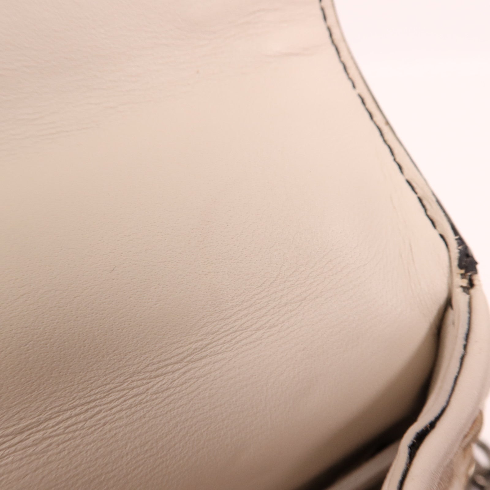 BOTTEGA VENETA 羊皮皮革Olimpia Checker銀扣肩背袋