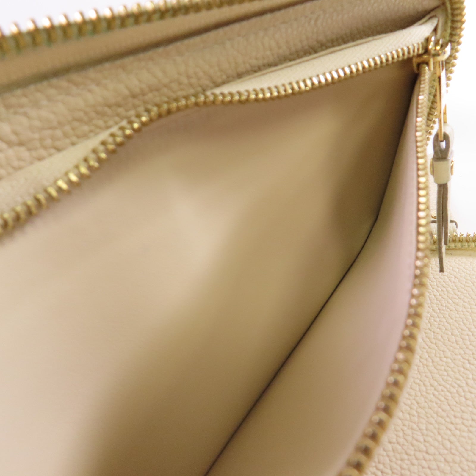LOUIS VUITTON 【激減優惠】Monogram Empreinte Round Long Wallet金扣拉鏈長錢包杏色
