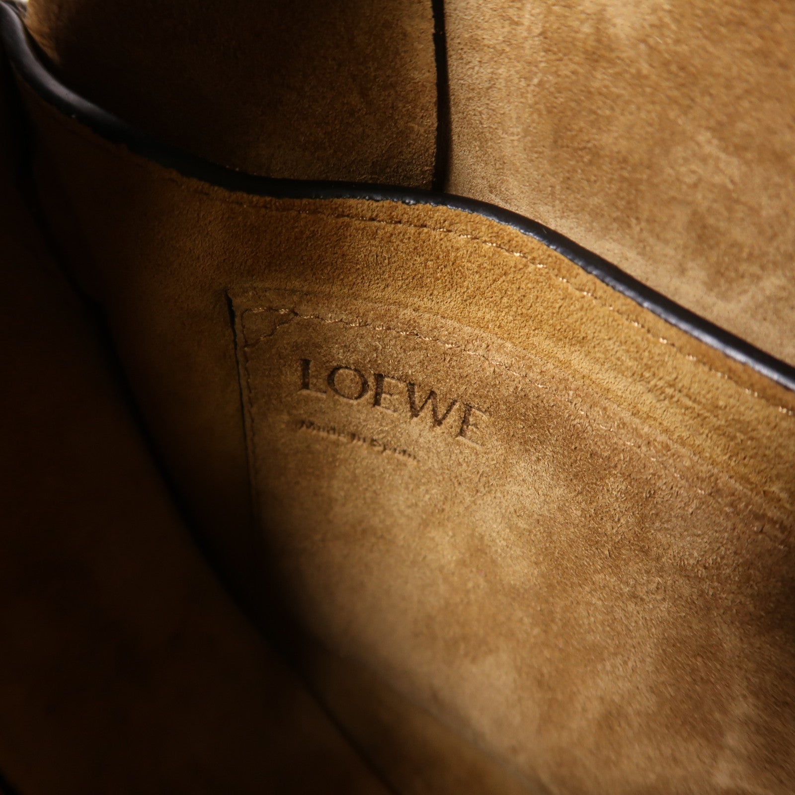 LOEWE 牛皮皮革Gate Small金扣肩背袋