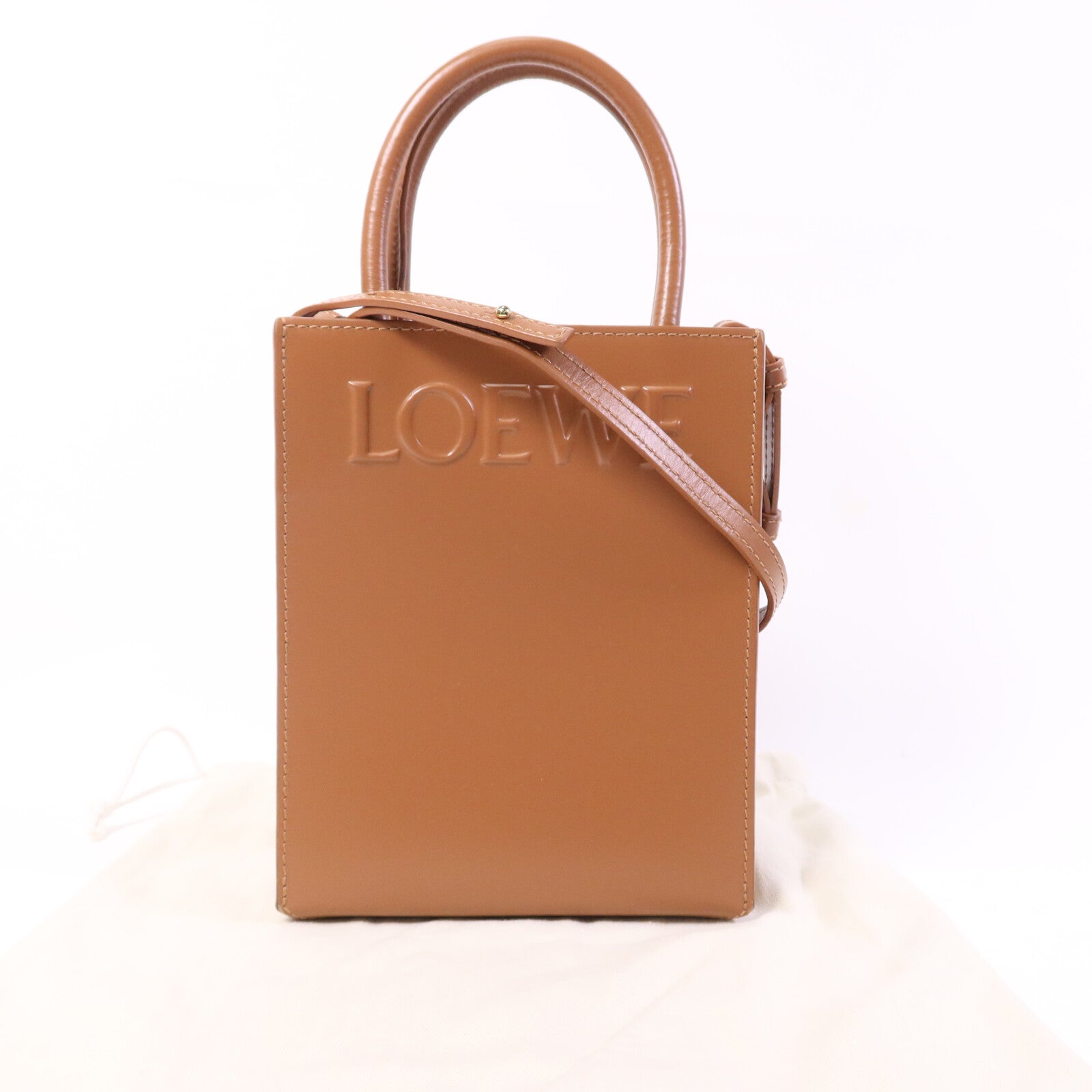 LOEWE 【激減優惠】牛皮皮革Standard A5 Tote金扣手挽肩背兩用袋