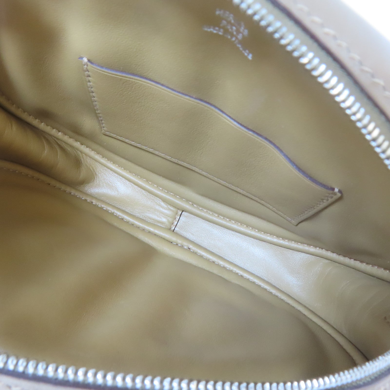 HERMES Swift皮革In The Loop銀扣腰包經典駝色