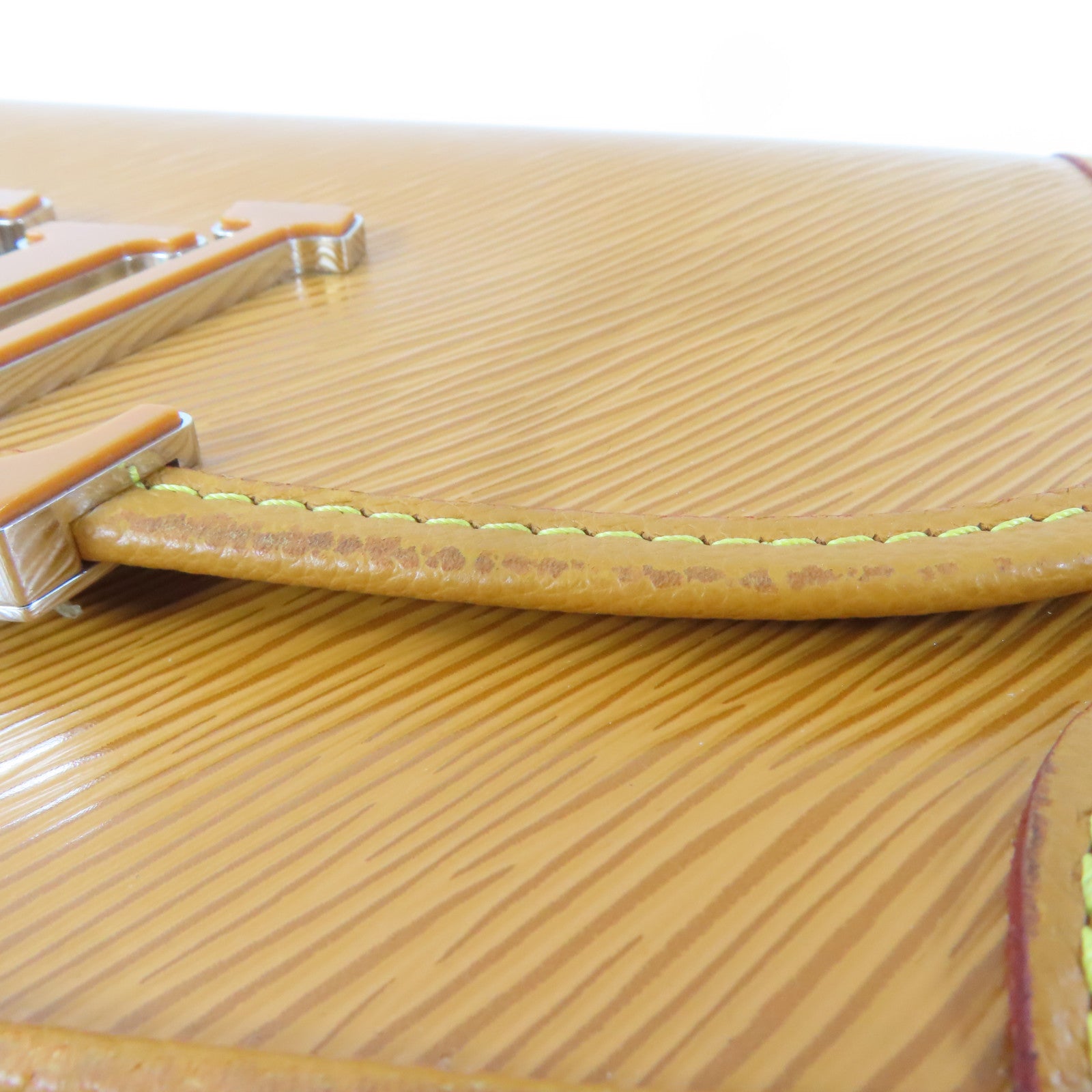 LOUIS VUITTON Epi Buci銀扣肩背袋啡色