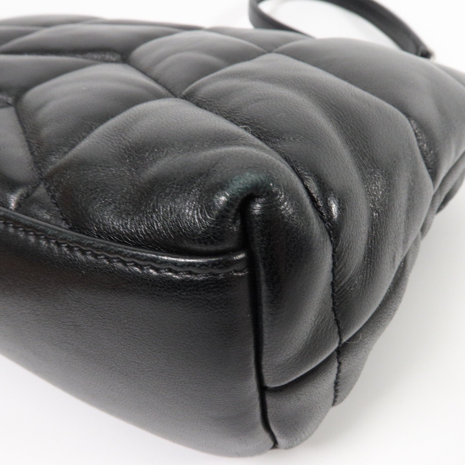 SAINT LAURENT 羊皮皮革Puffer Toy鏈帶肩背袋