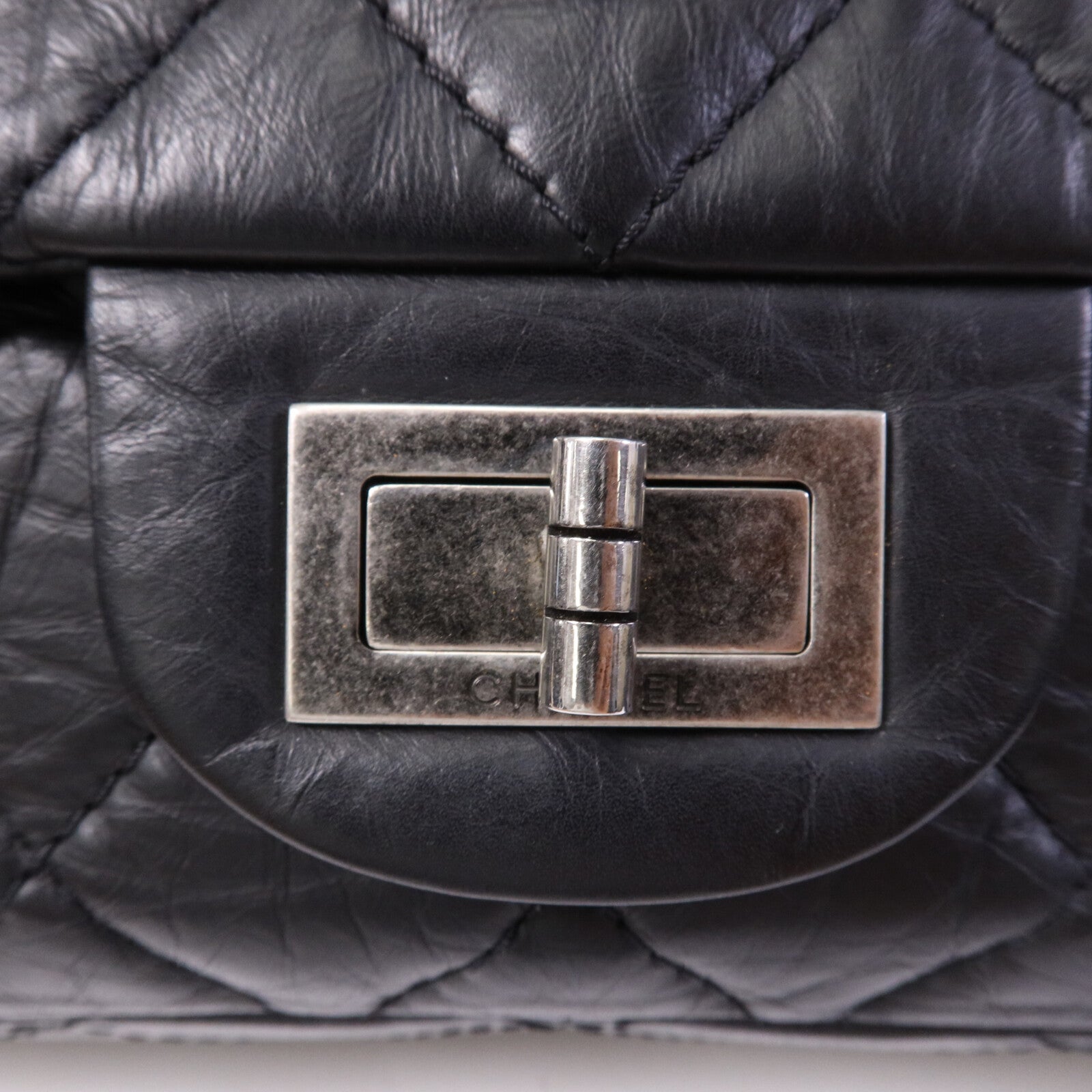 CHANEL 牛皮皮革2.55 Large銀扣鏈帶肩背袋