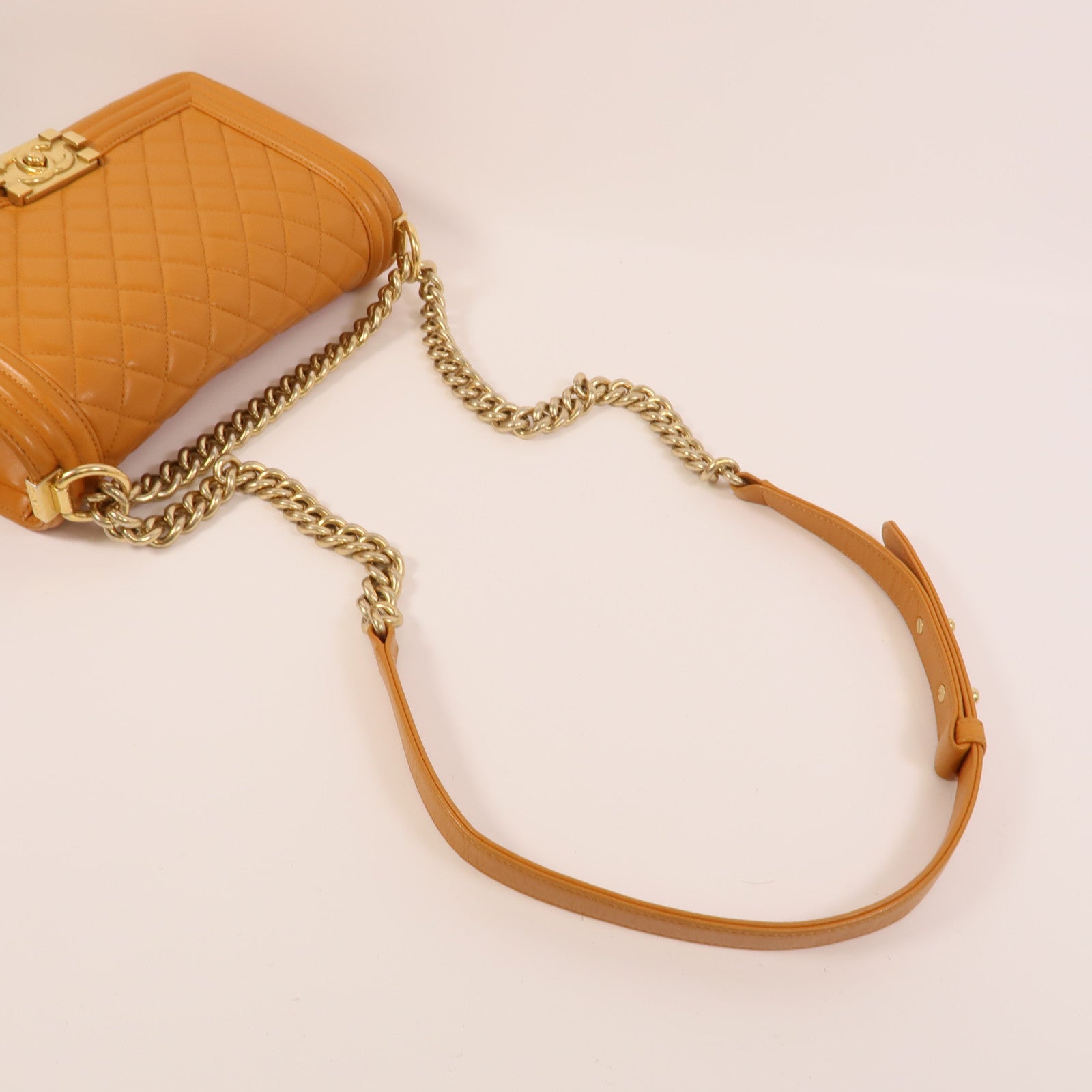 CHANEL 羊皮皮革Boy 25肩背袋