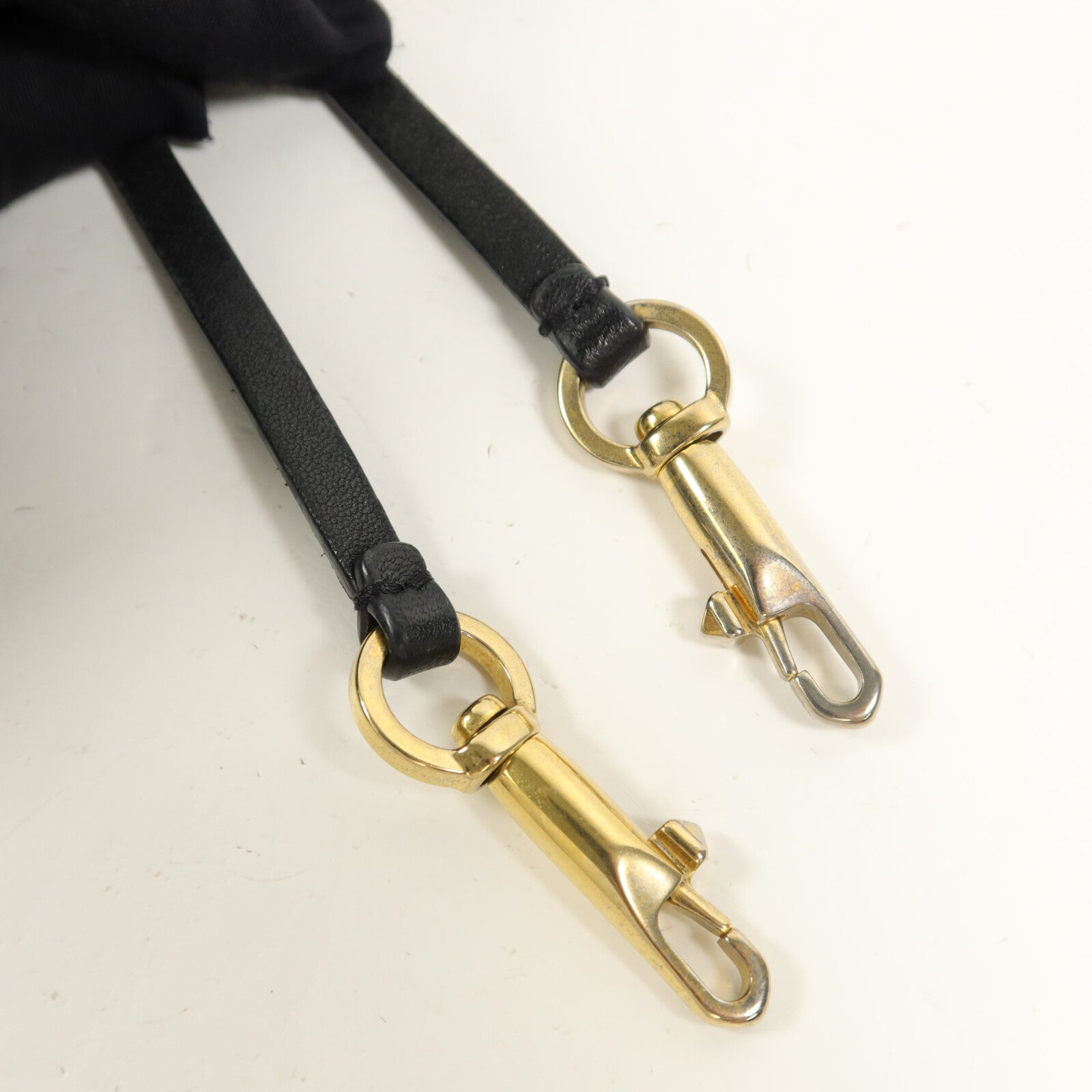 Valentino 牛皮皮革Garavani Mini Nappa手挽肩背兩用袋
