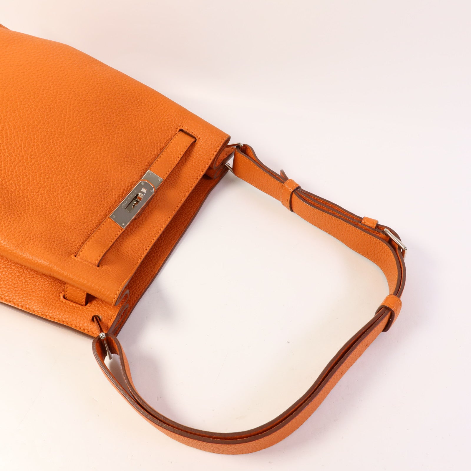 HERMES Togo皮革So Kelly 22銀扣肩背袋Orange