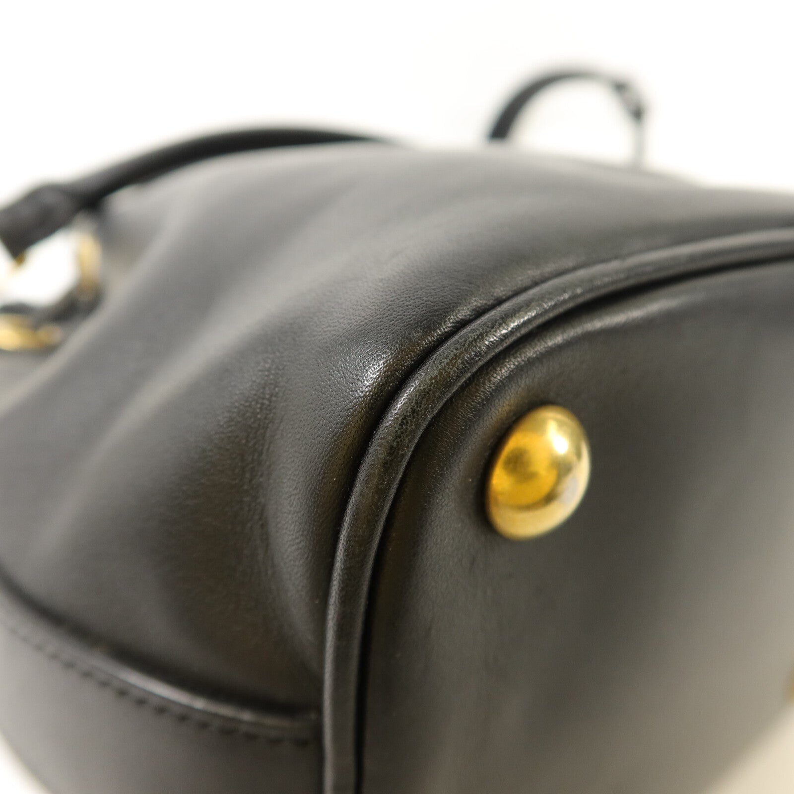 SAINT LAURENT 牛皮皮革Small Bucket手挽肩背兩用袋