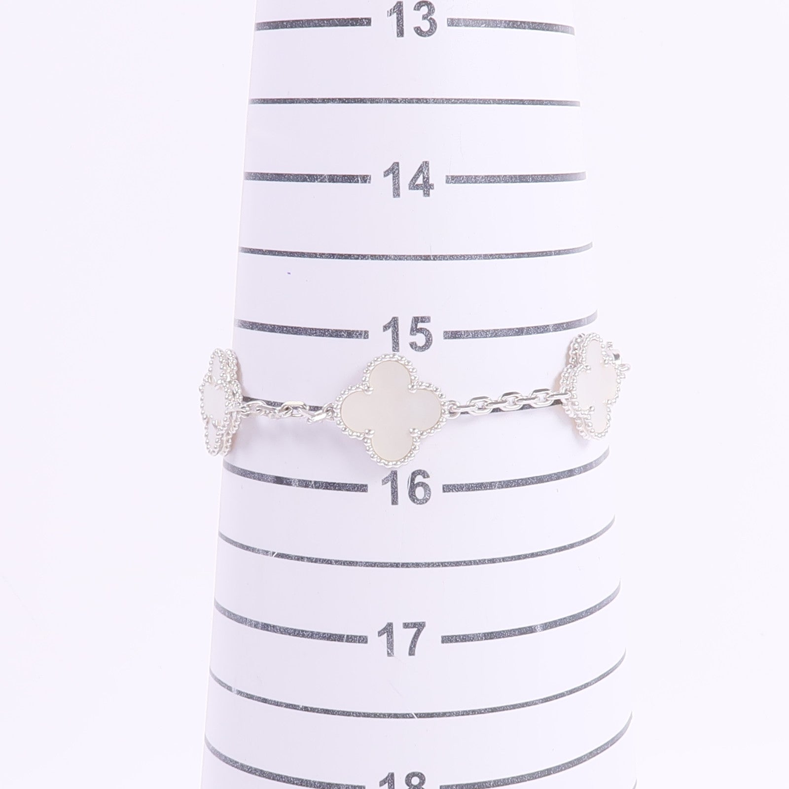 Van Cleef & Arpels 18K白金Vintage Alhambra 5 Motifs珍珠母貝手鏈