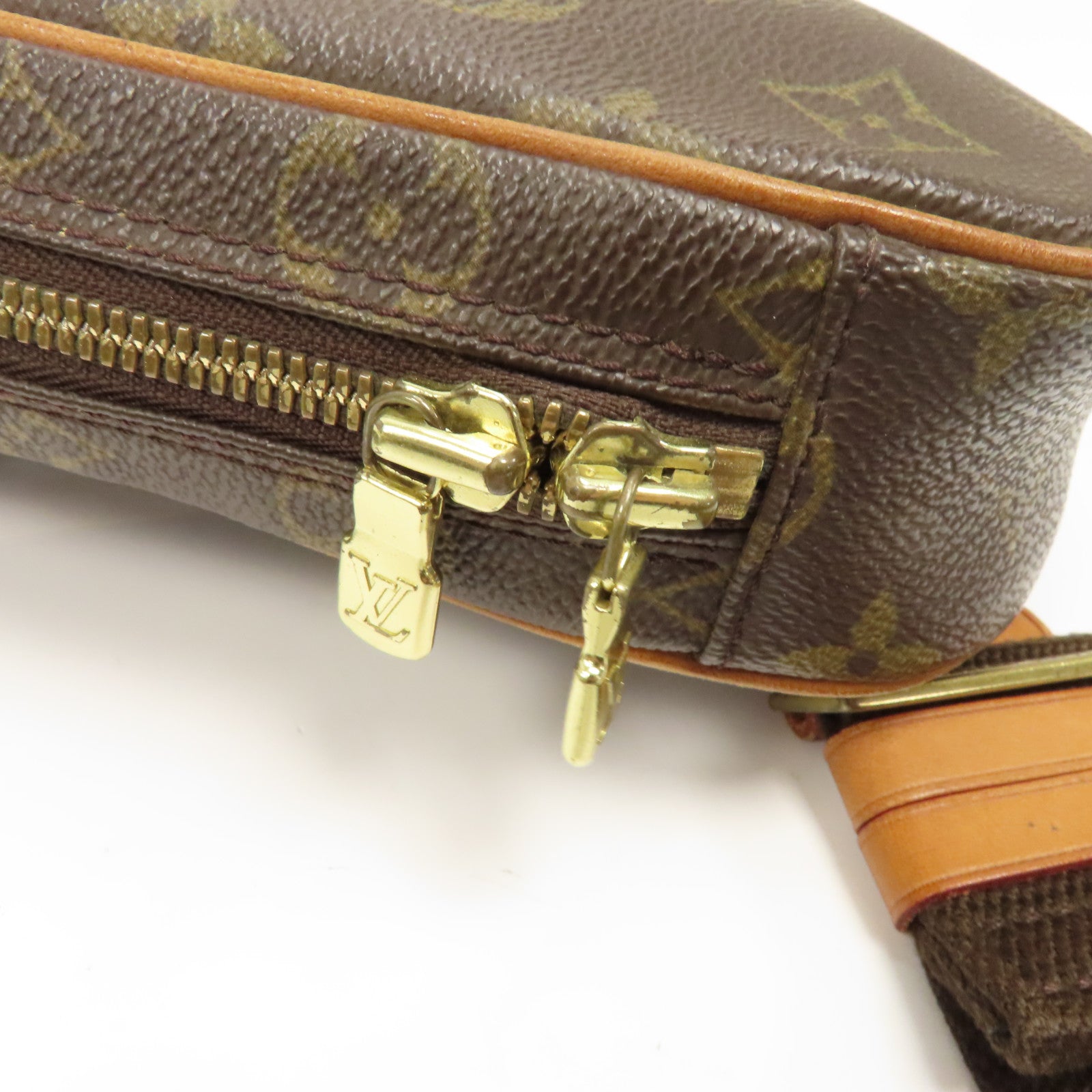 LOUIS VUITTON 【激減優惠】Monogram Pochette Gange金扣腰包棕色