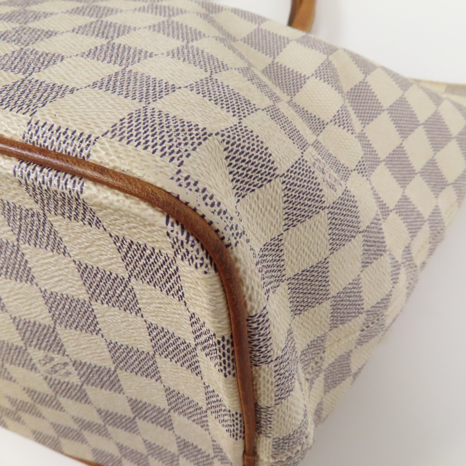 LOUIS VUITTON 【激減優惠】Damier Azur Saleya PM金扣手挽袋白色/藍色