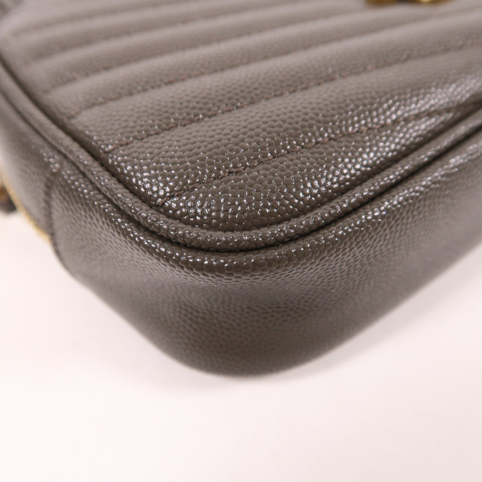 SAINT LAURENT 牛皮皮革Lou Mini Bag金扣鏈帶肩背袋