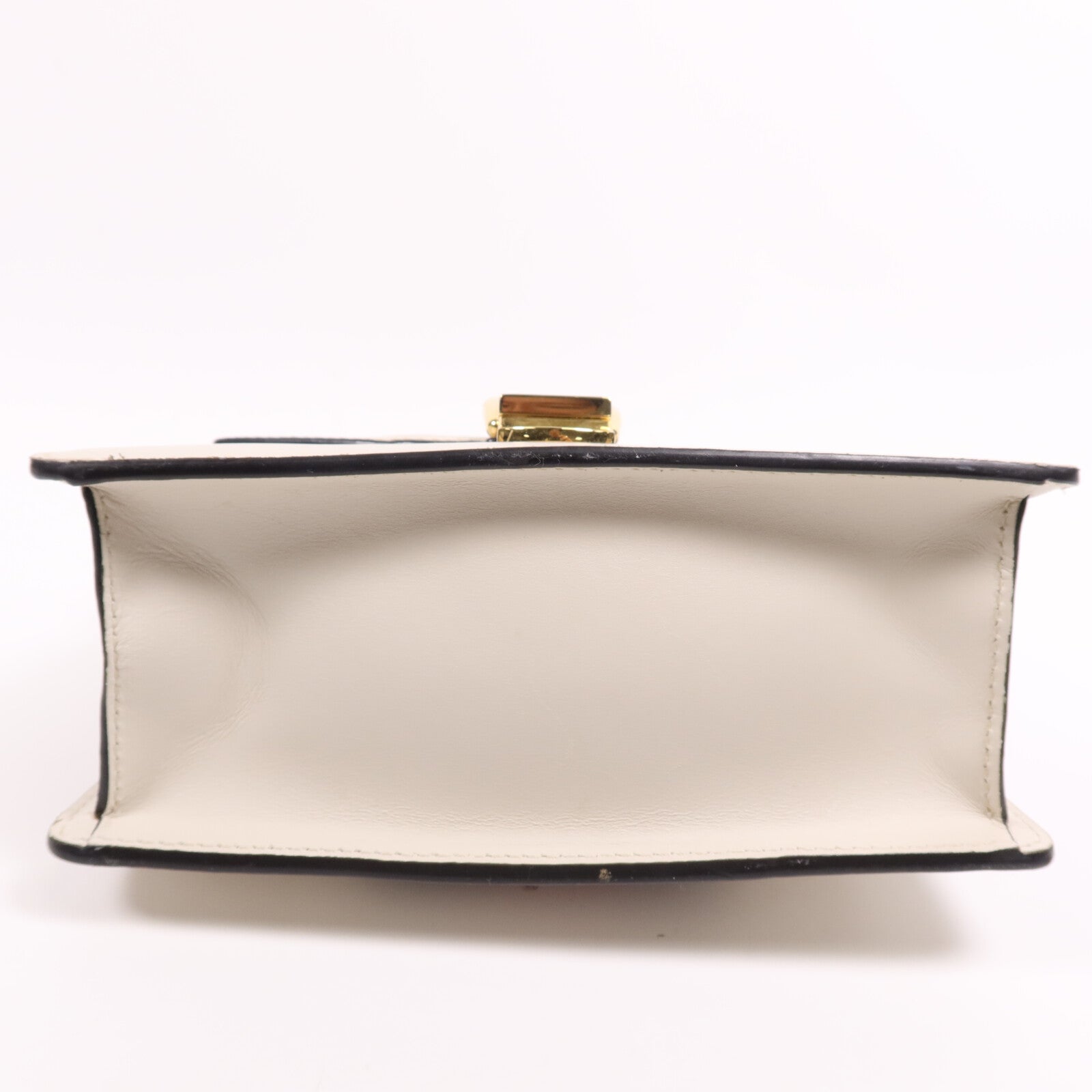 GUCCI 牛皮皮革Sylvie金扣手挽肩背兩用袋