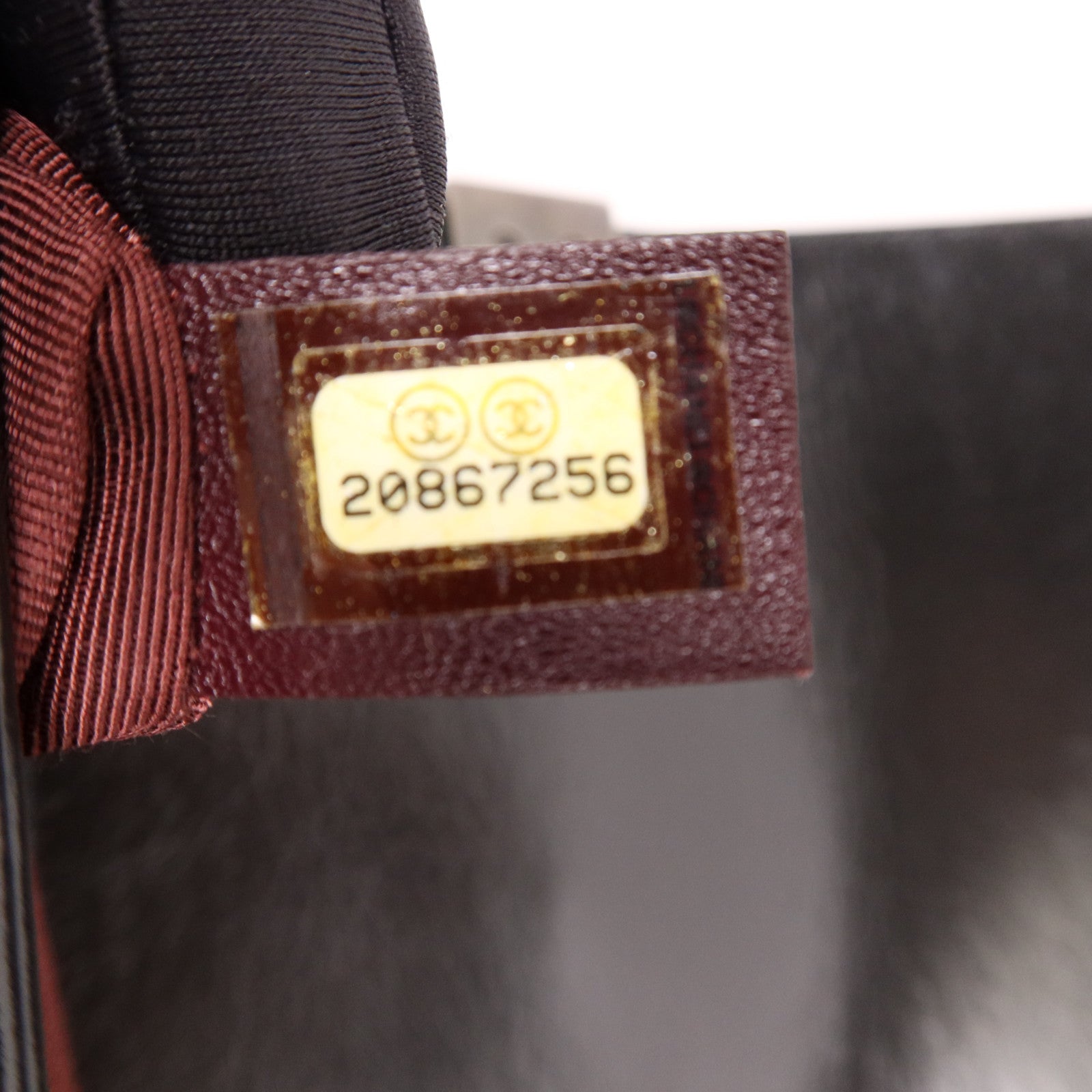 CHANEL 牛皮皮革Boy 25銀扣鏈帶肩背袋