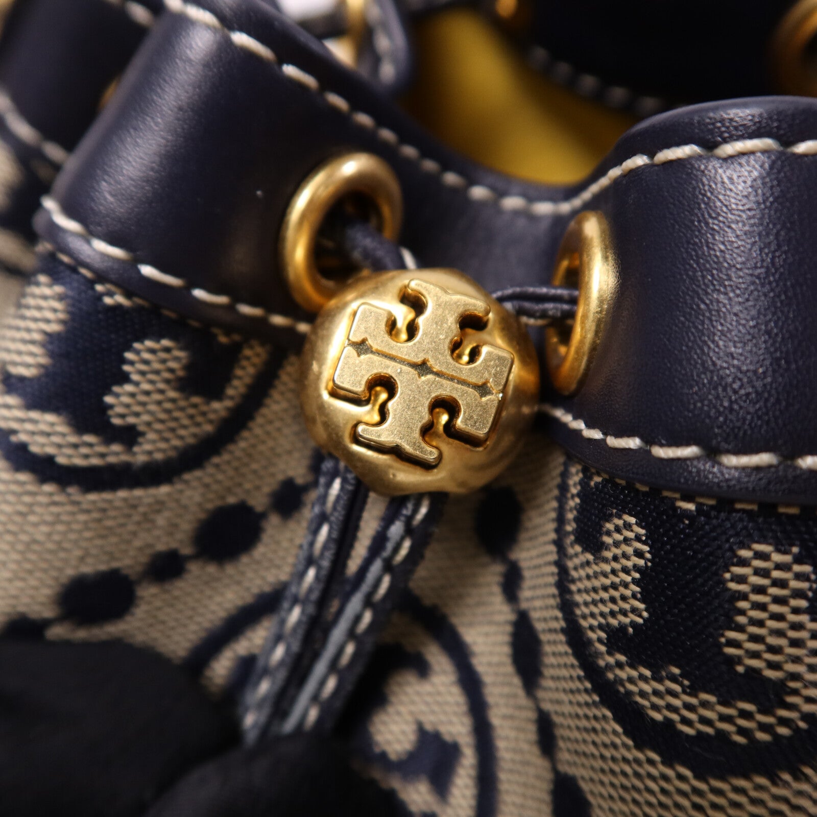 Tory Burch 帆布/皮革Bucket Bag金扣手挽肩背兩用袋