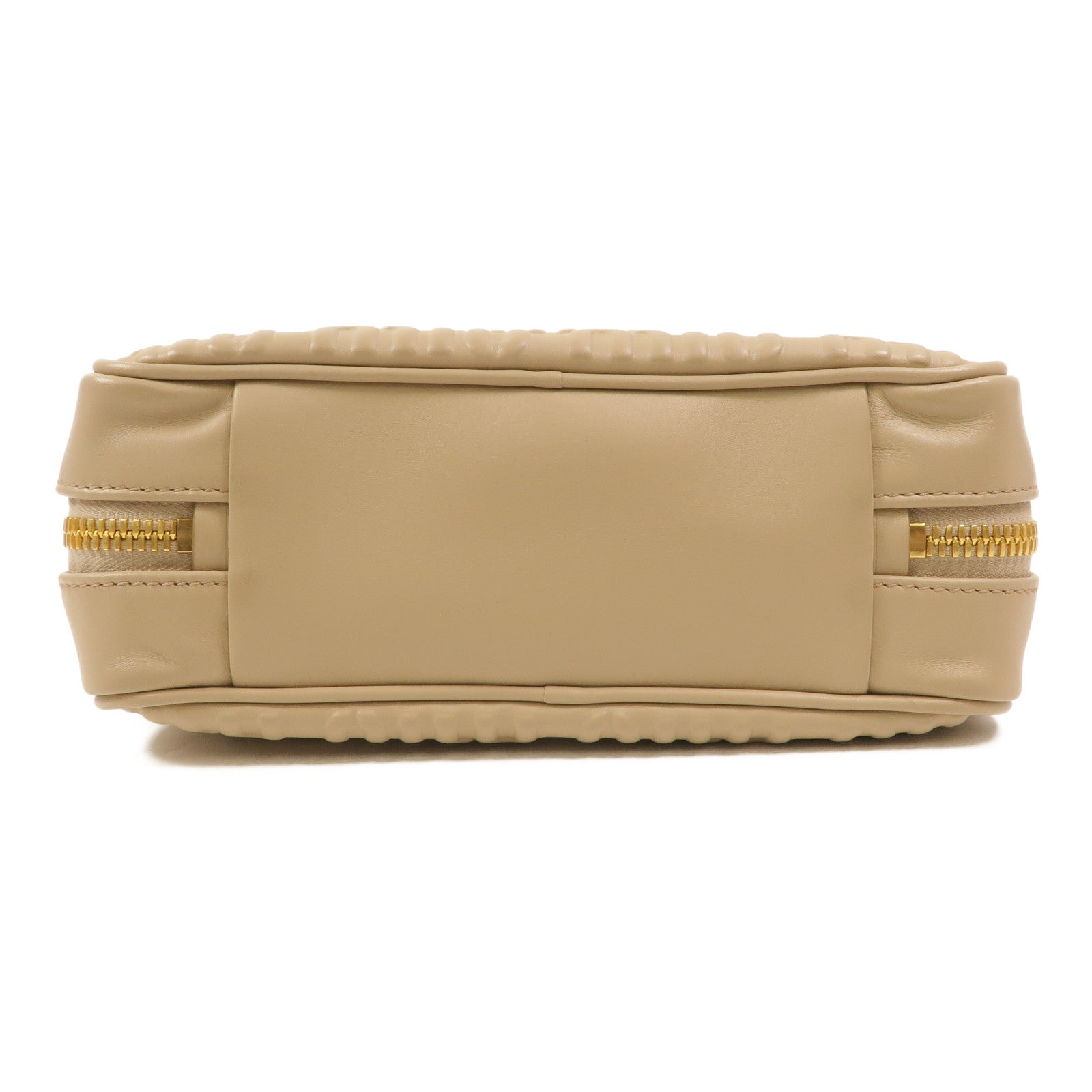 Miu Miu 牛皮皮革Softy Logo Bag鏈帶肩背袋