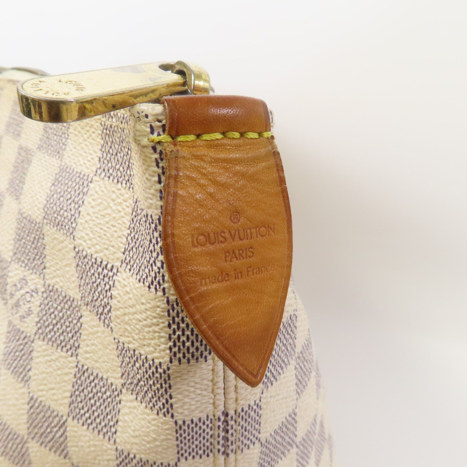 LOUIS VUITTON 【激減優惠】Damier Azur Saleya PM金扣手挽袋白色/藍色