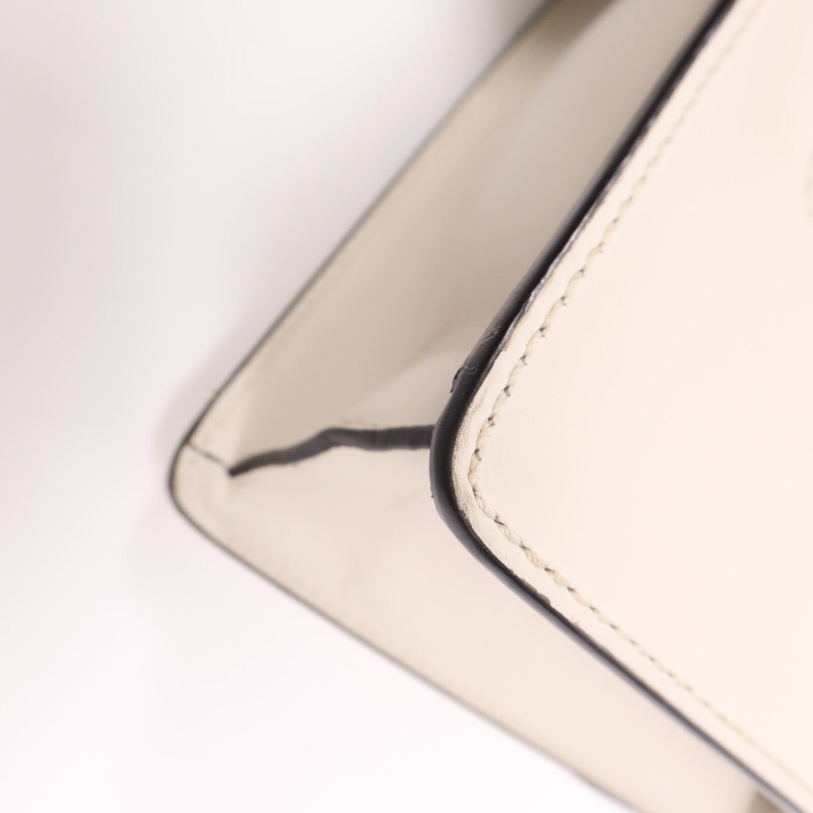 GUCCI 牛皮皮革Sylvie金扣手挽肩背兩用袋