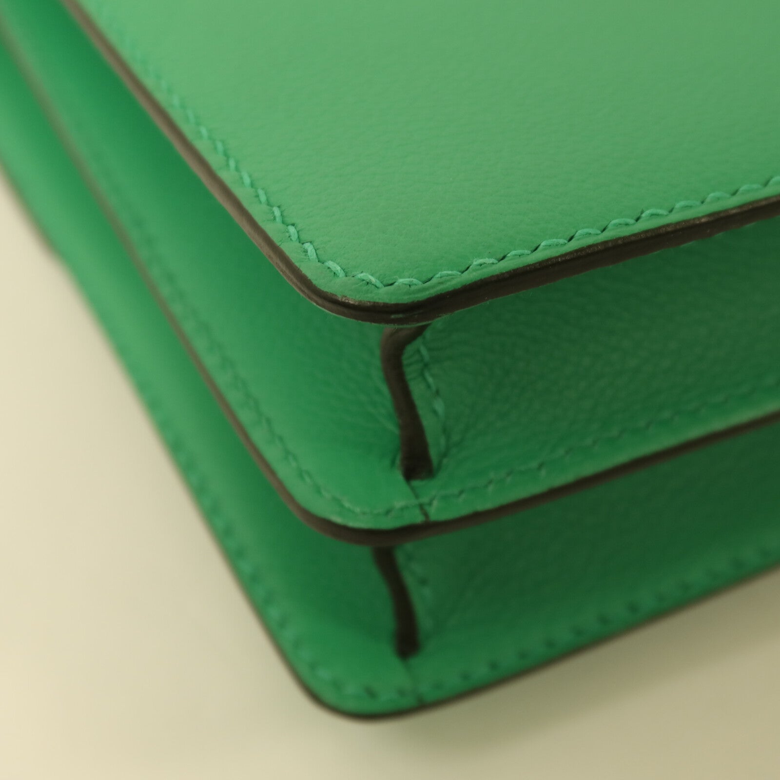 HERMES Evercolor皮革Roulis 23金扣肩背袋Menthe